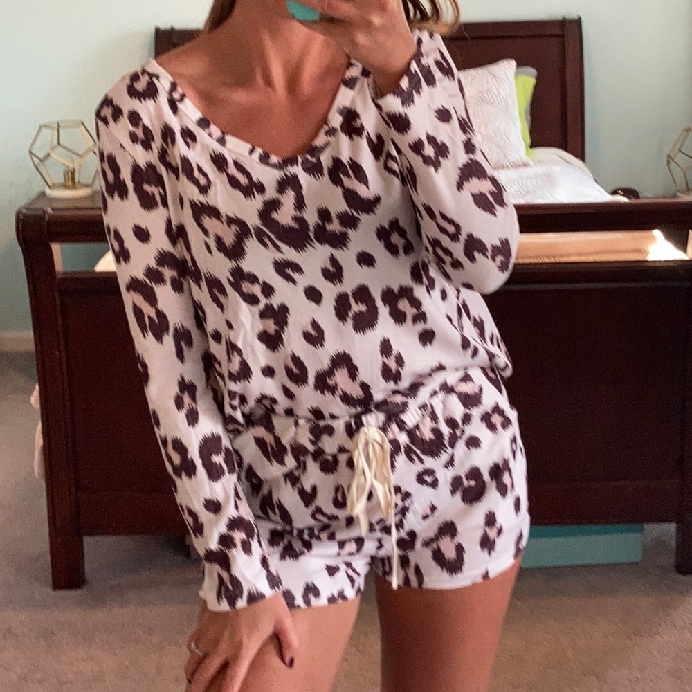 LAST1!🧁LEOPARD DREAMS-lounge set - Picture 5 of 5